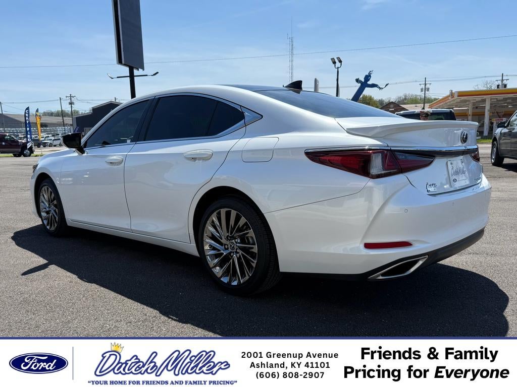 2025 Lexus ES 350 Ultra Luxury
