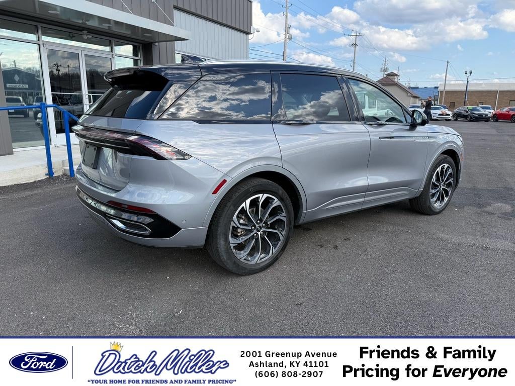 2024 Lincoln Nautilus Reserve