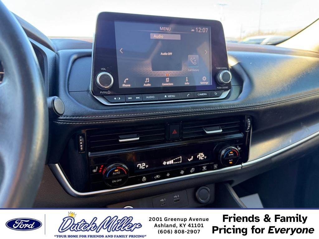 2021 Nissan Rogue SV