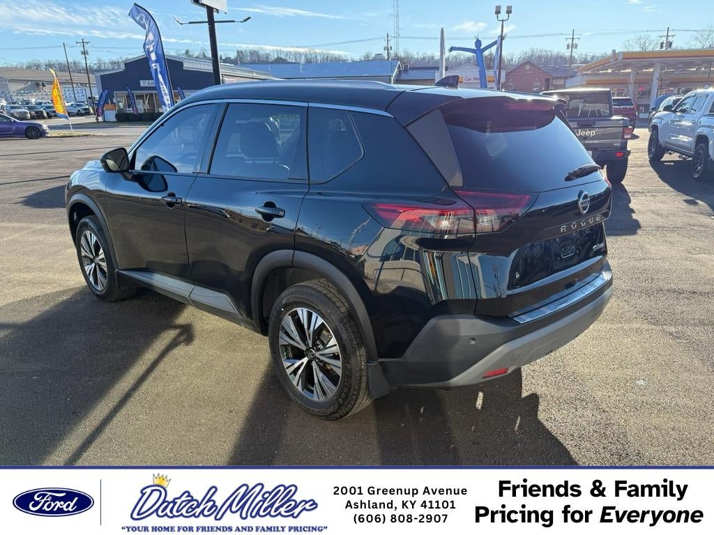 2021 Nissan Rogue SV