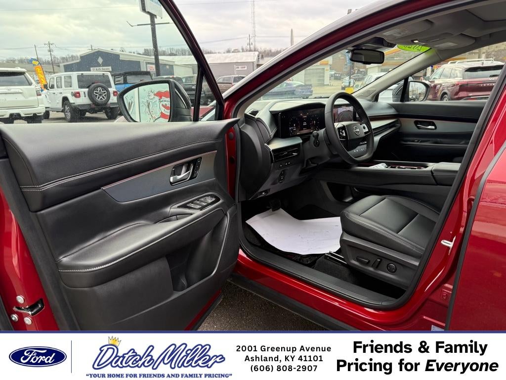 2025 Nissan Murano SL