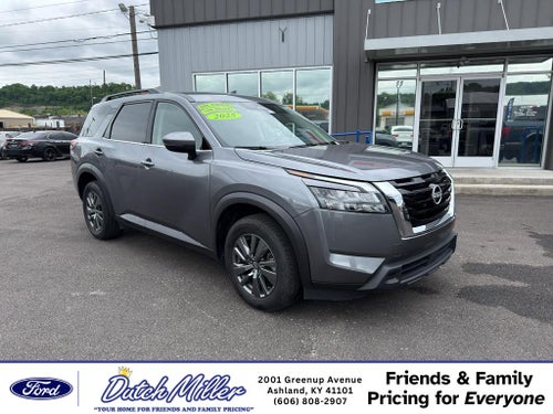 2025 Nissan Pathfinder SV
