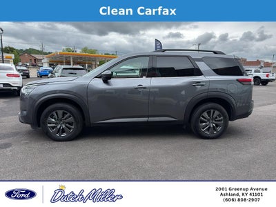 2025 Nissan Pathfinder SV