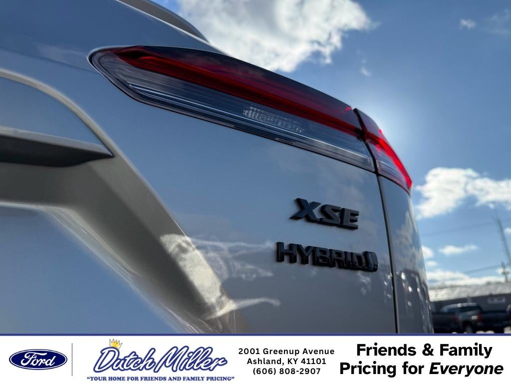 2024 Toyota Corolla Cross Hybrid Hybrid XSE