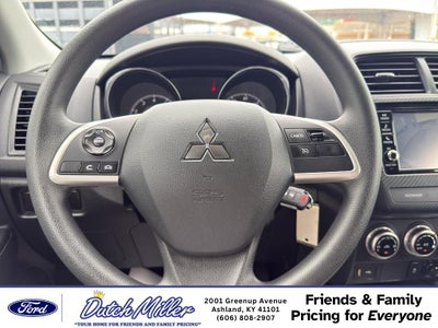 2025 Mitsubishi Outlander Sport SE