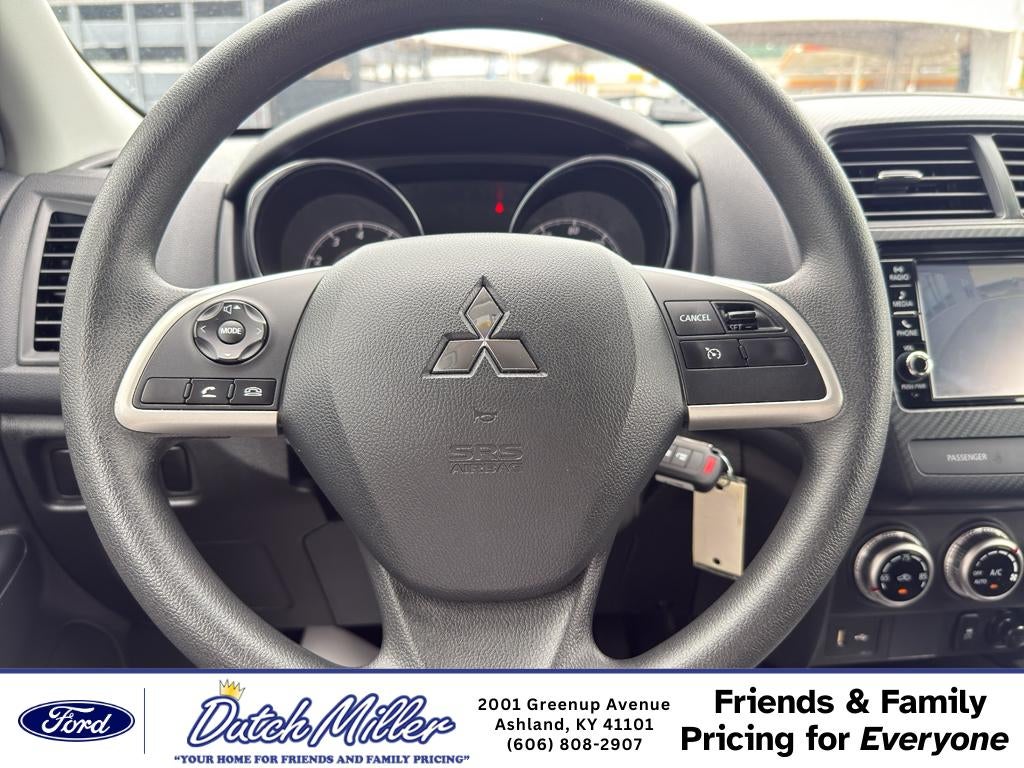 2025 Mitsubishi Outlander Sport SE
