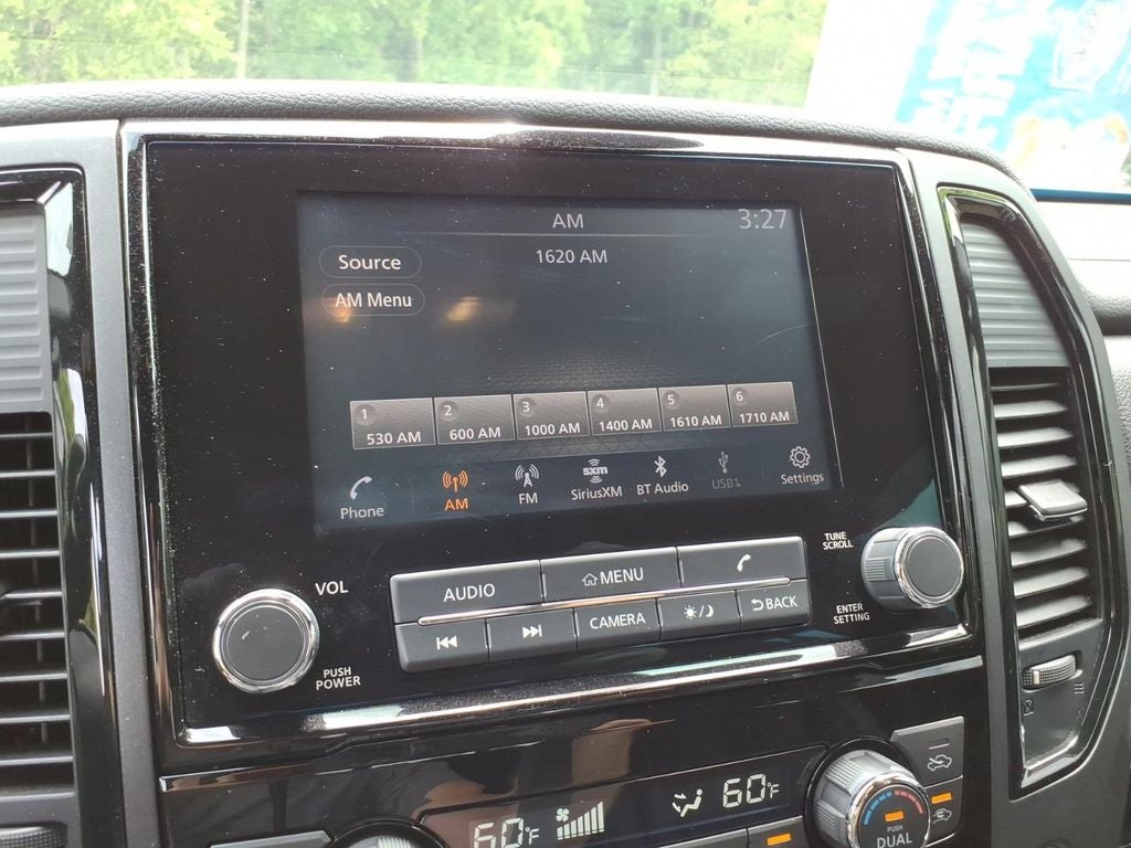 2024 Nissan TITAN Crew Cab SV