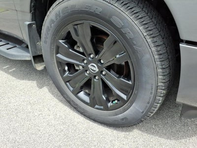 2024 Nissan TITAN Crew Cab SV