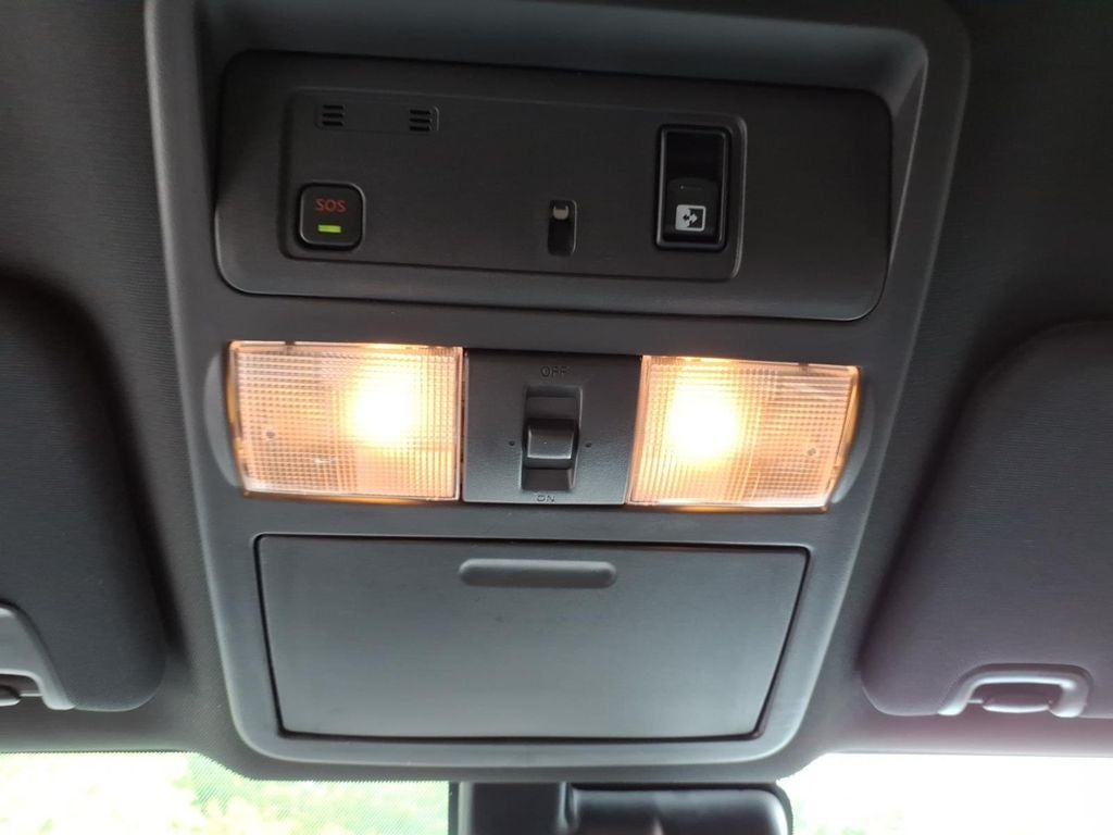 2024 Nissan TITAN Crew Cab SV