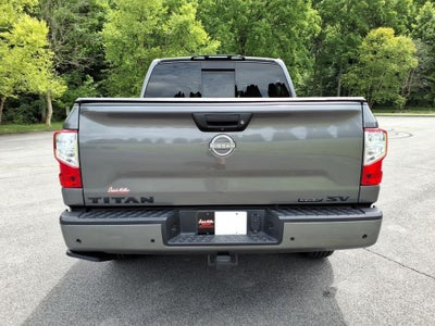2024 Nissan TITAN Crew Cab SV