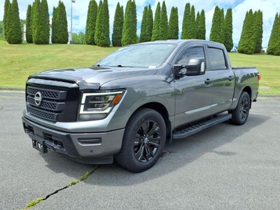2024 Nissan TITAN Crew Cab SV