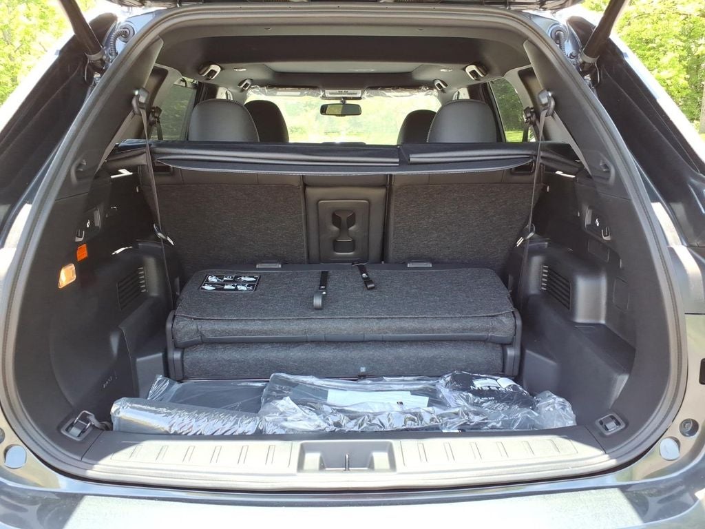 2026 Nissan Rogue Plug-in Hybrid Platinum