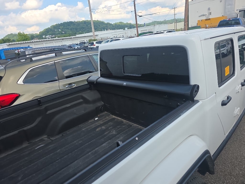 2025 Jeep Gladiator Nighthawk