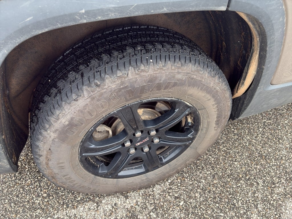 2022 GMC Acadia AT4