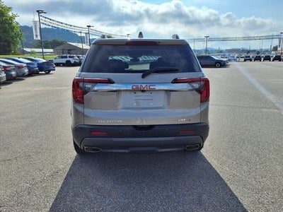 2022 GMC Acadia AT4