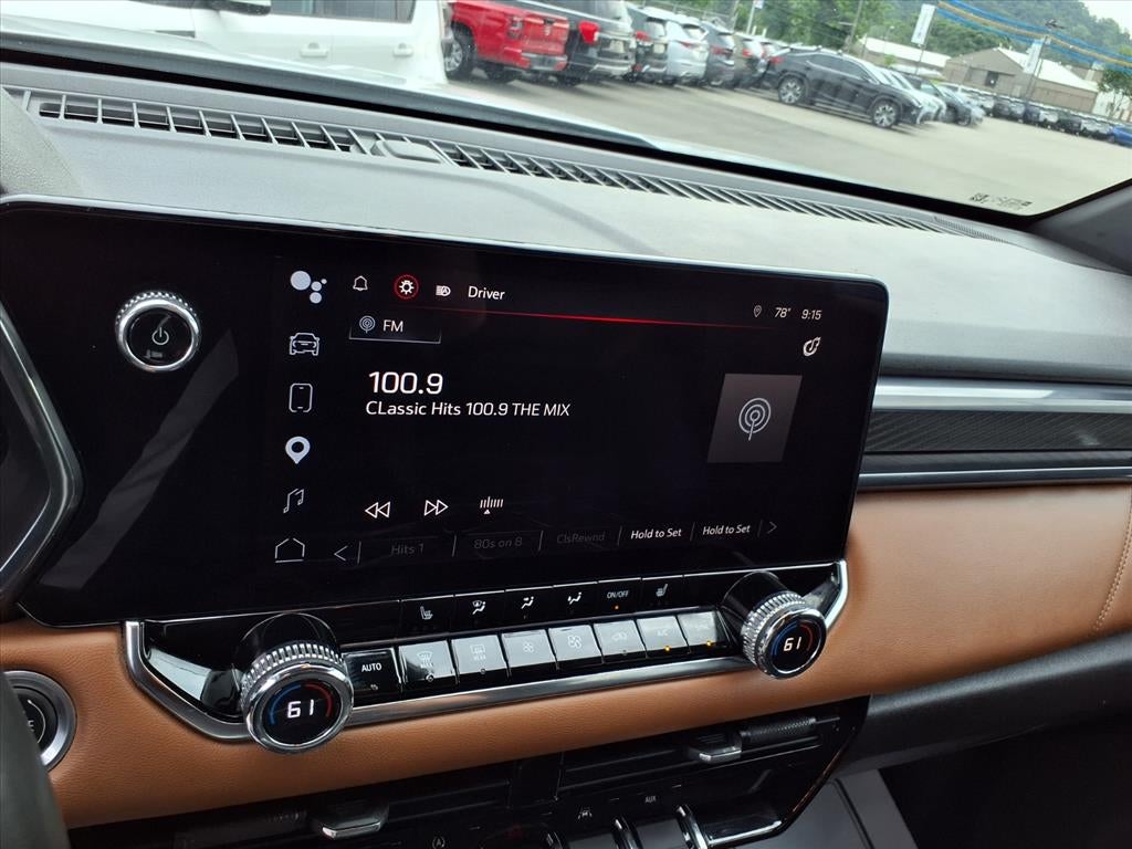 2023 GMC Canyon 4WD AT4
