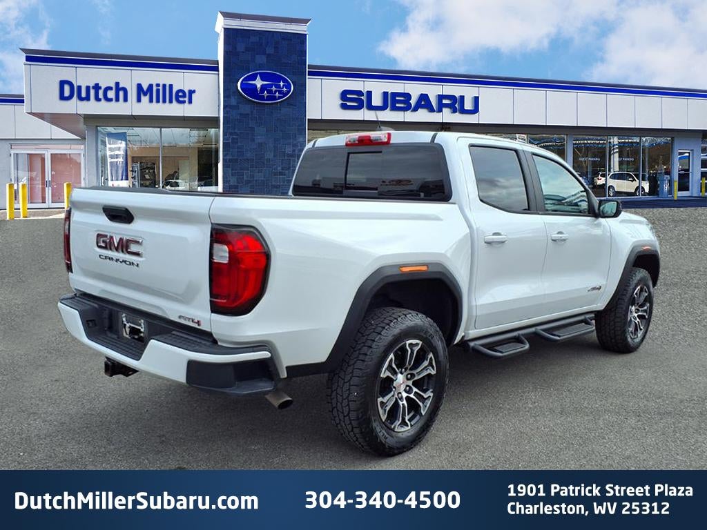 2023 GMC Canyon 4WD AT4