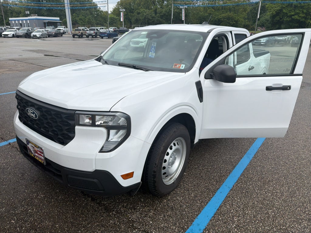 2025 Ford Maverick XL
