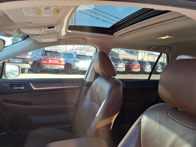 2019 Subaru Outback Touring