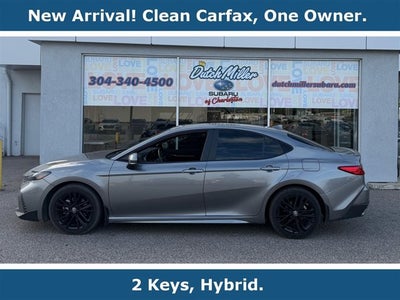 2025 Toyota Camry Hybrid SE