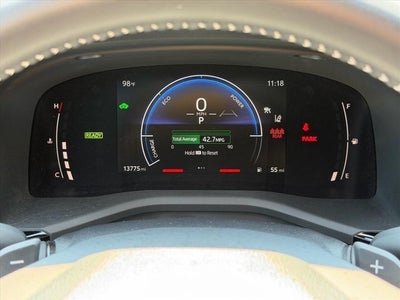 2025 Toyota Camry Hybrid SE