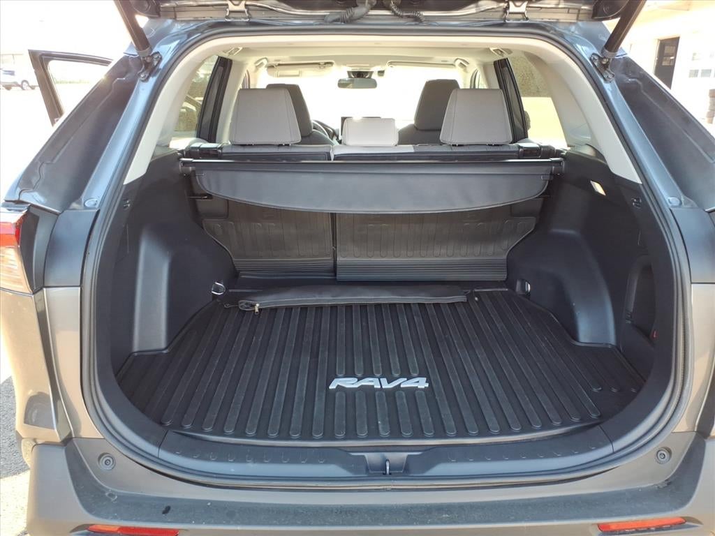 2023 Toyota RAV4 Hybrid Hybrid XLE