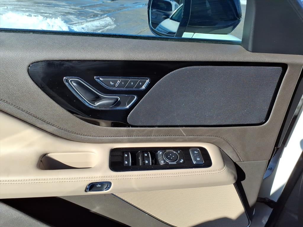 2023 Lincoln Aviator Standard