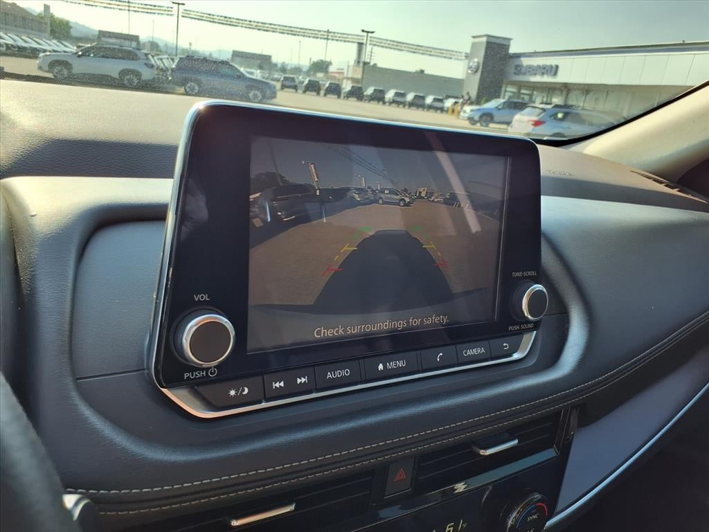 2022 Nissan Rogue SV