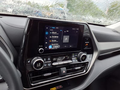 2025 Toyota Highlander XLE