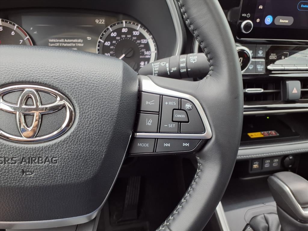2025 Toyota Highlander XLE