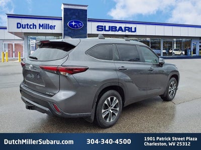 2025 Toyota Highlander XLE
