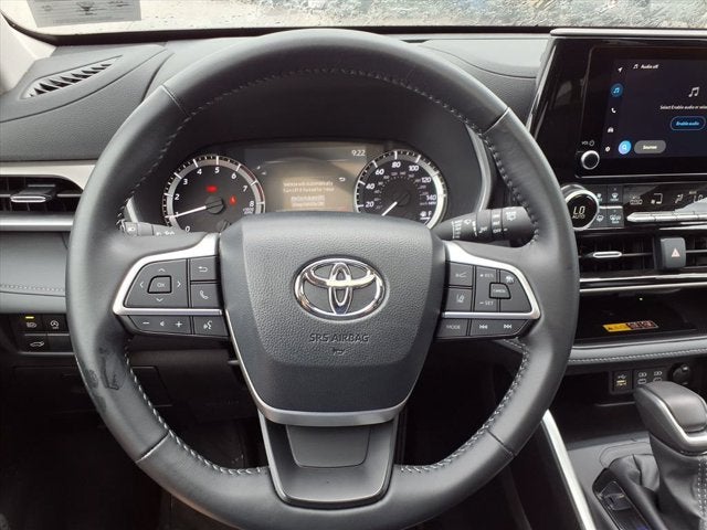 2025 Toyota Highlander XLE