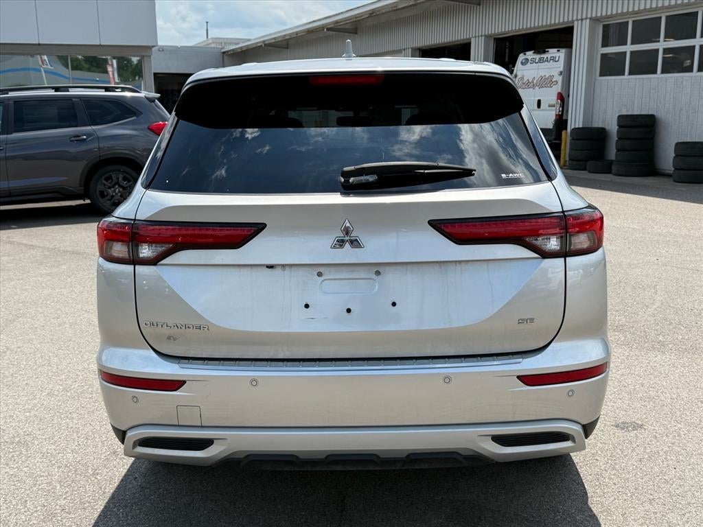 2024 Mitsubishi Outlander SE