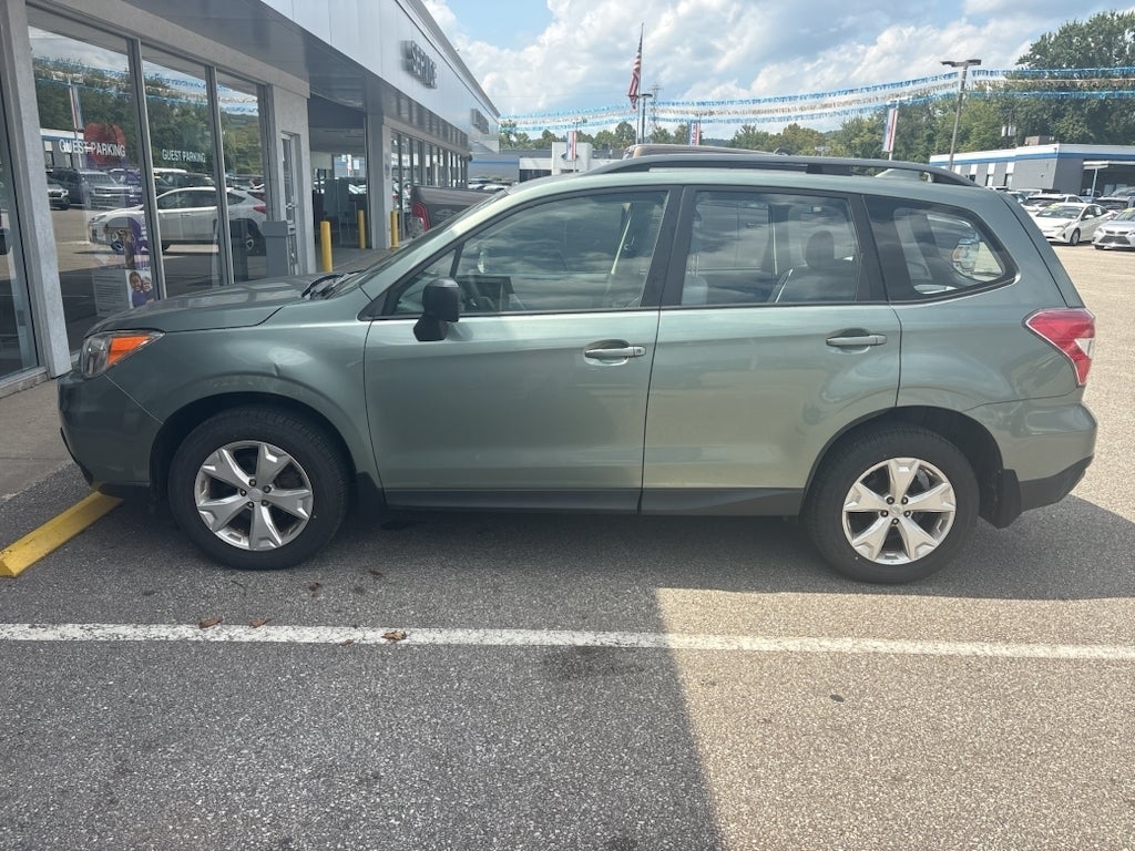 2016 Subaru Forester 2.5i