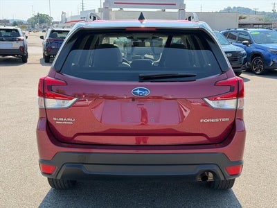 2024 Subaru Forester Premium