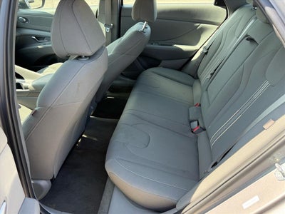 2025 Hyundai Elantra SEL Convenience