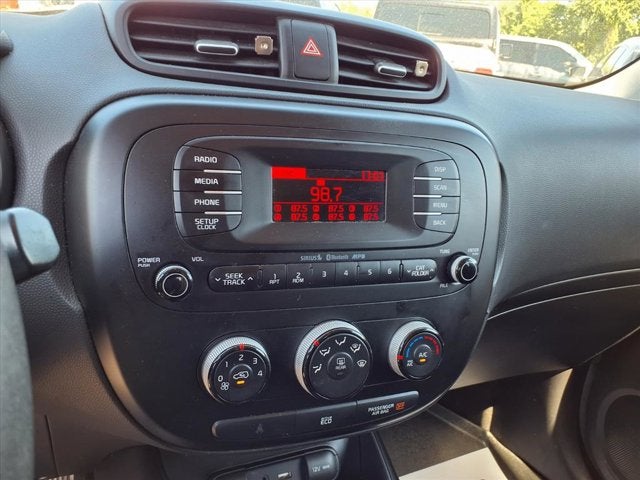 2016 Kia Soul Base