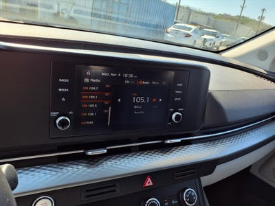 2024 Kia Carnival LX