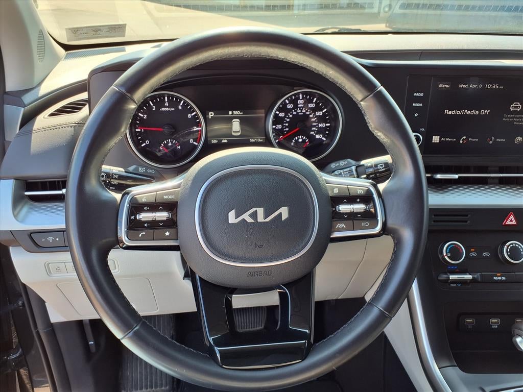 2024 Kia Carnival LX