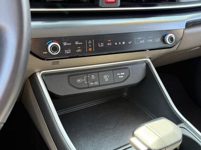 2025 Kia Carnival LXS