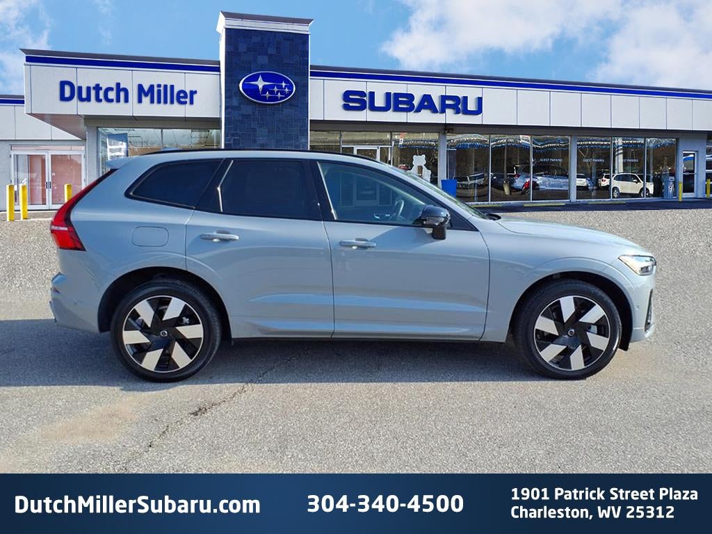 2025 Volvo XC60 Plus
